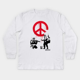 BANKSY Soldiers Painting Peace Sign Kids Long Sleeve T-Shirt